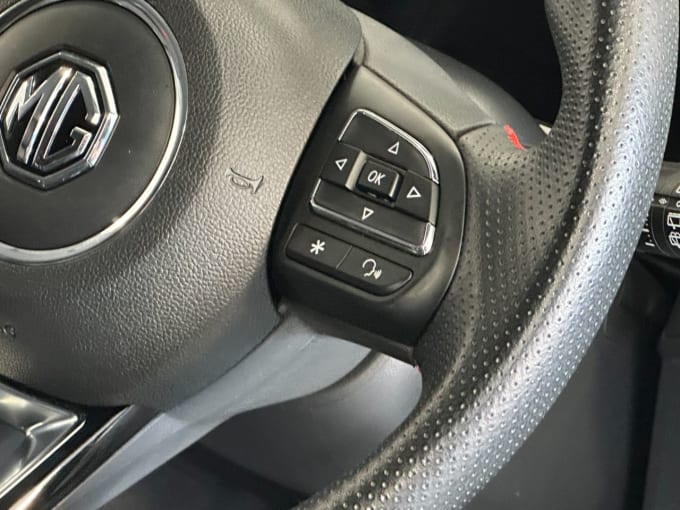 2025 Mg Mg Zs