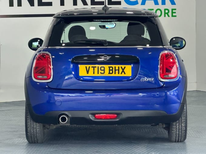 2025 Mini Hatch