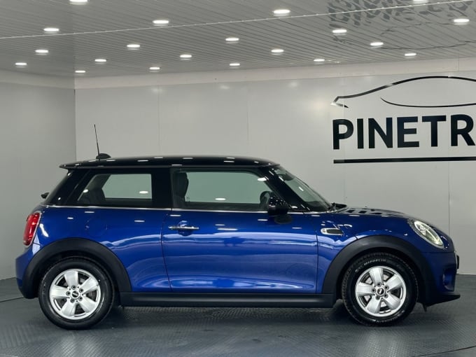 2025 Mini Hatch