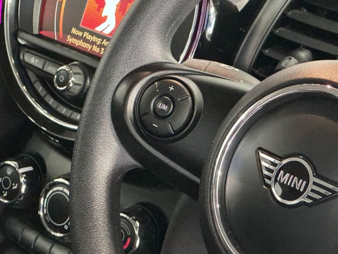 2025 Mini Hatch
