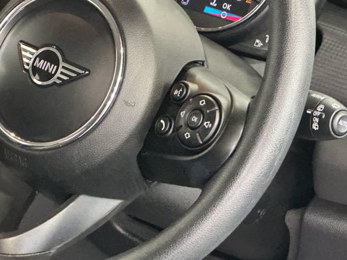 2025 Mini Hatch