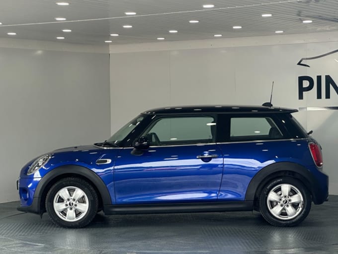 2025 Mini Hatch