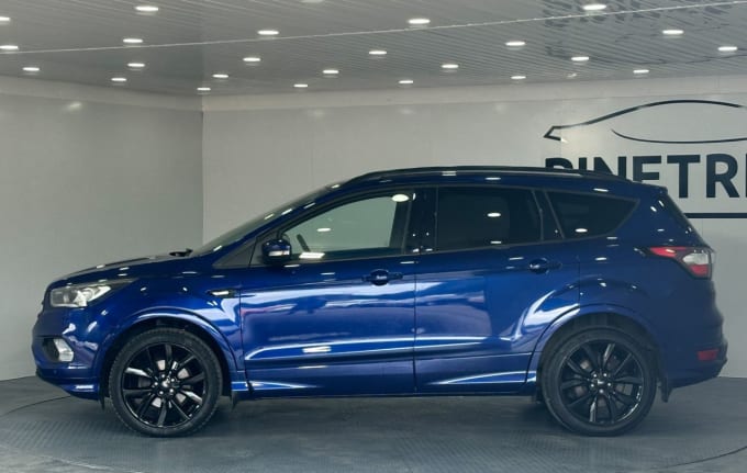 2025 Ford Kuga
