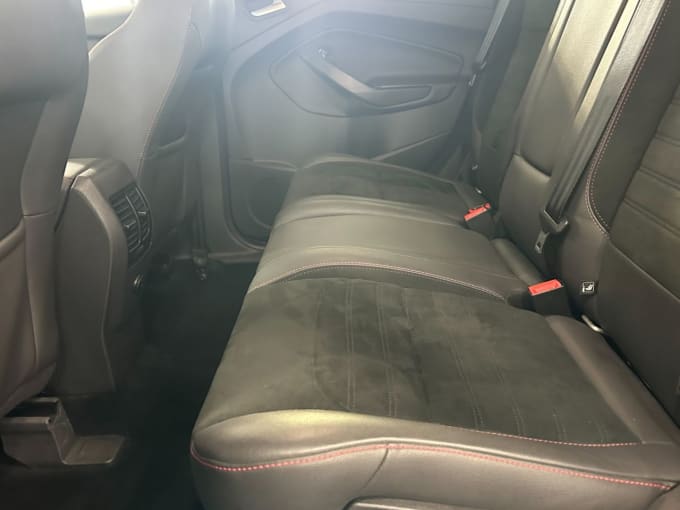 2025 Ford Kuga