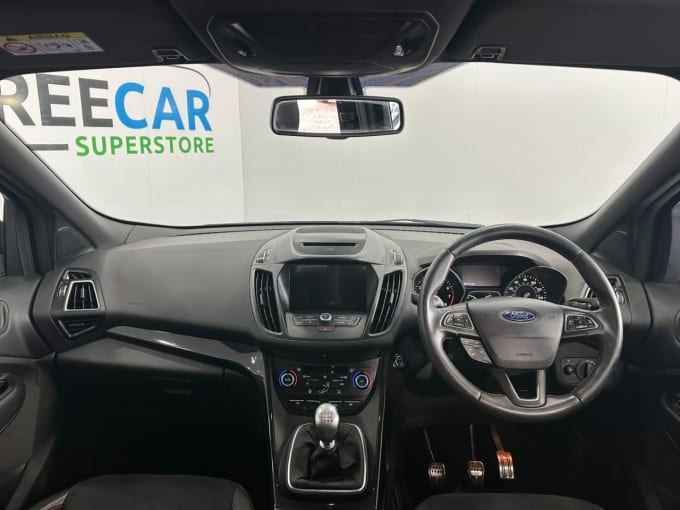 2025 Ford Kuga