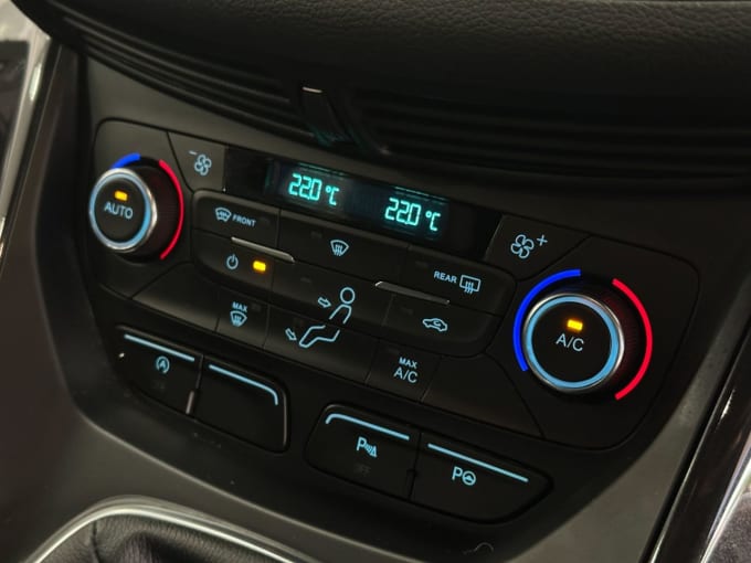 2025 Ford Kuga