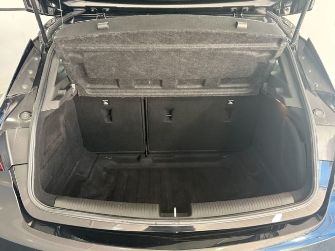2025 Vauxhall Astra