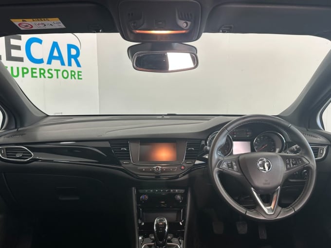 2025 Vauxhall Astra