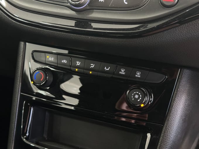 2025 Vauxhall Astra