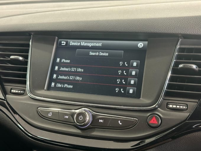 2025 Vauxhall Astra