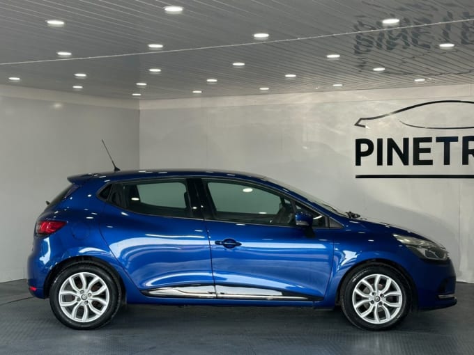 2025 Renault Clio