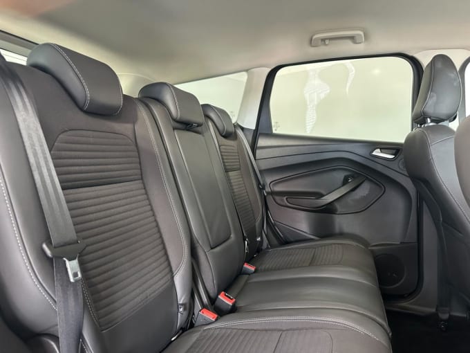 2025 Ford Kuga