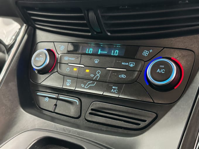2025 Ford Kuga