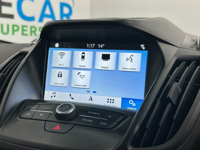 2025 Ford Kuga