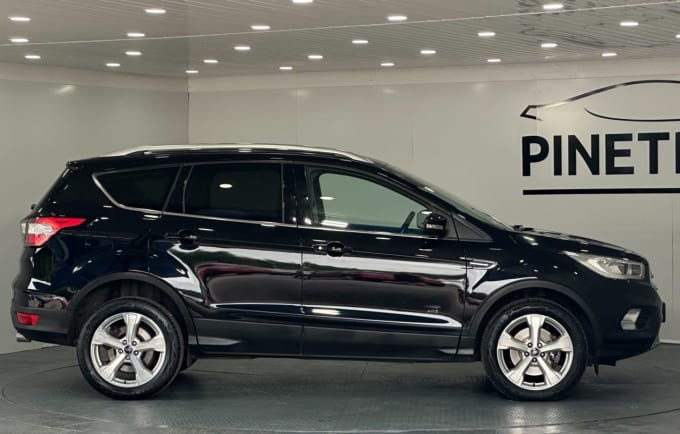 2025 Ford Kuga