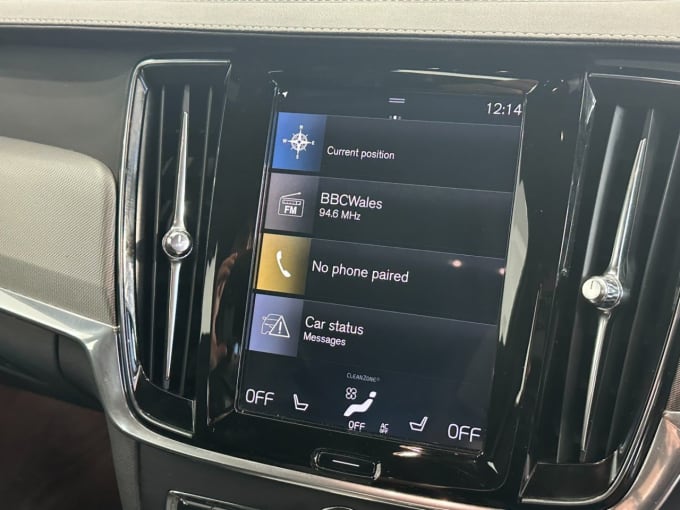2025 Volvo V90