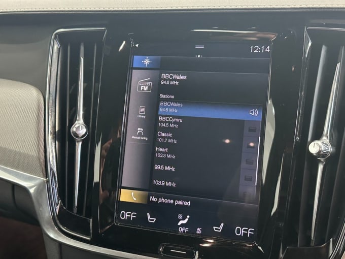 2025 Volvo V90
