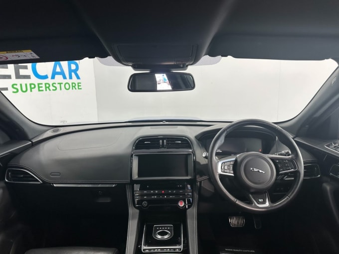 2017 Jaguar F-pace