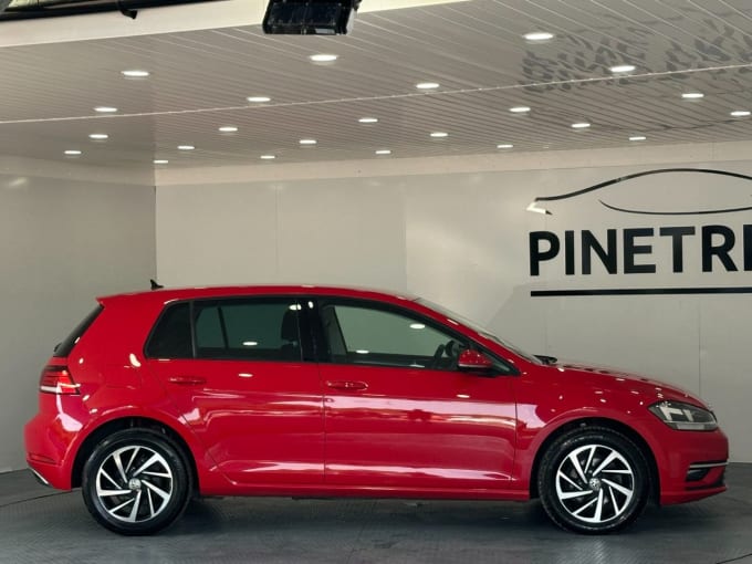 2025 Volkswagen Golf
