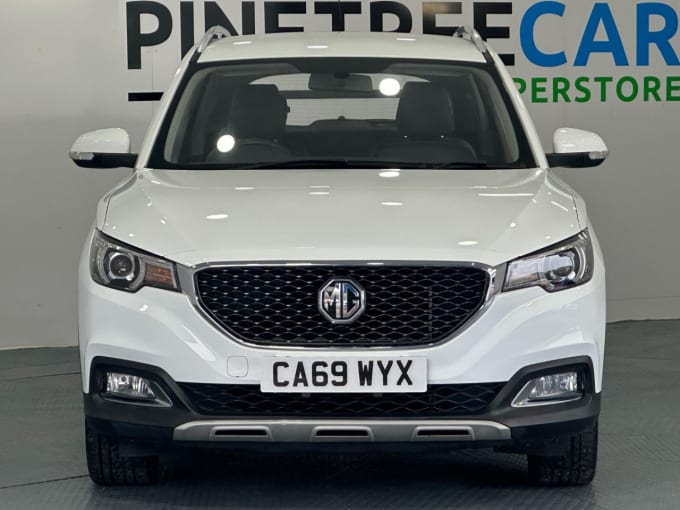 2025 Mg Mg Zs