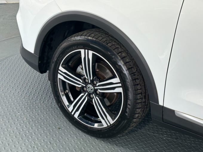 2025 Mg Mg Zs