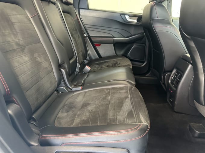 2025 Ford Kuga