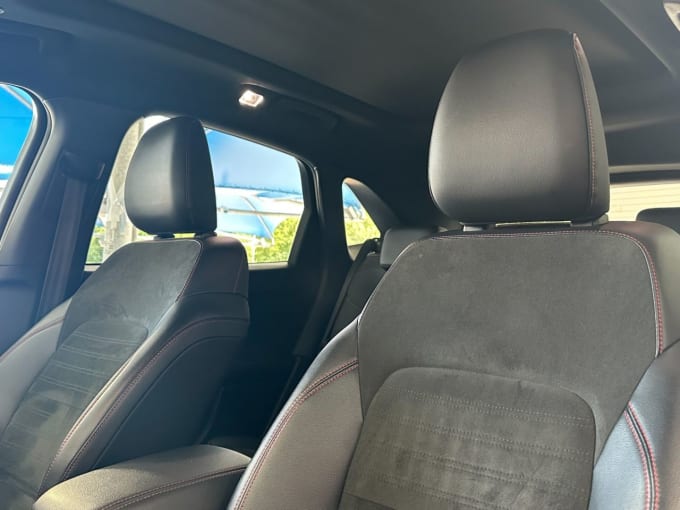 2025 Ford Kuga