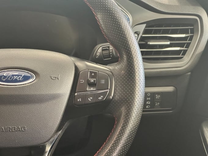 2025 Ford Kuga
