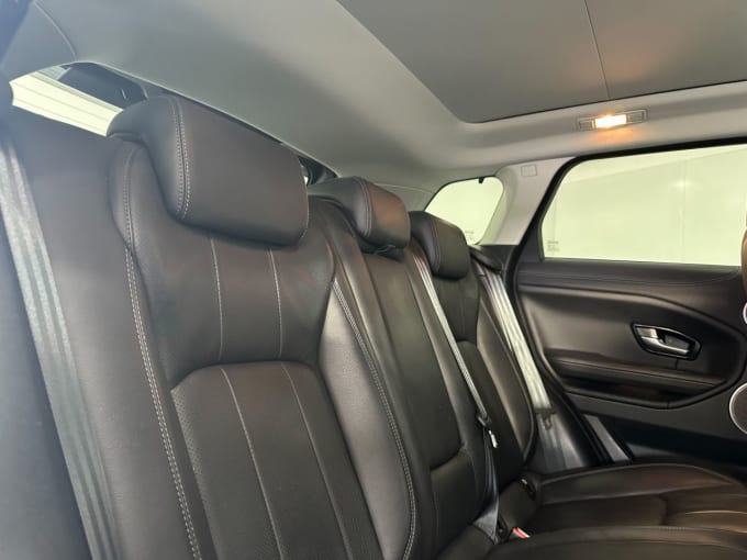 2025 Land Rover Range Rover Evoque