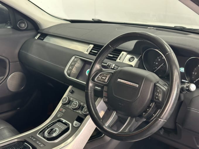 2025 Land Rover Range Rover Evoque