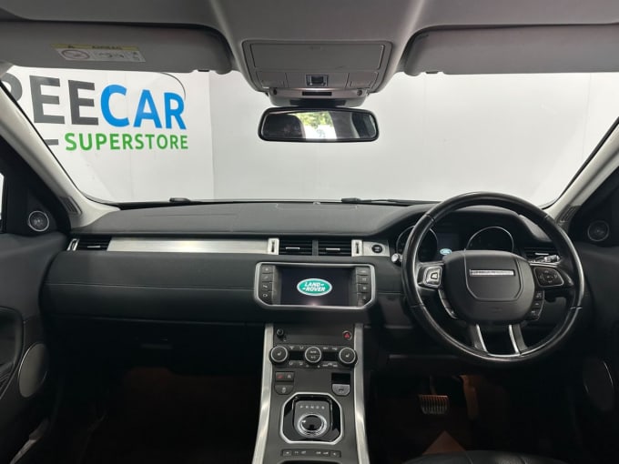 2025 Land Rover Range Rover Evoque
