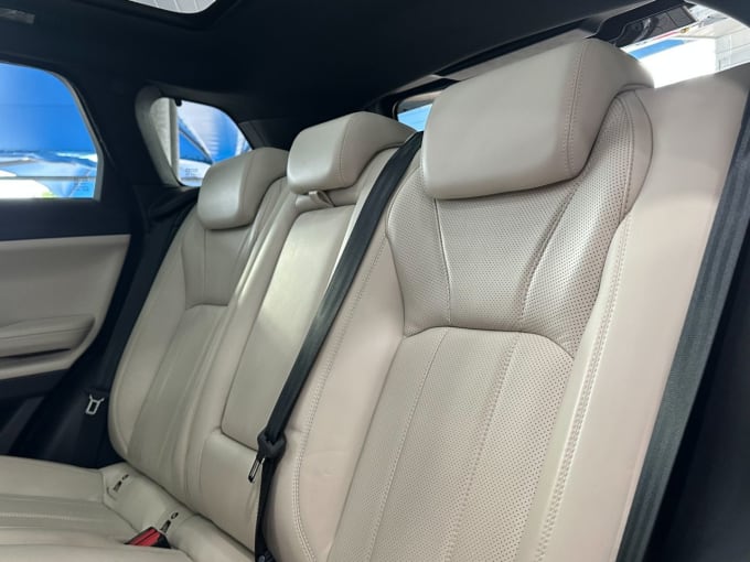 2025 Land Rover Range Rover Evoque