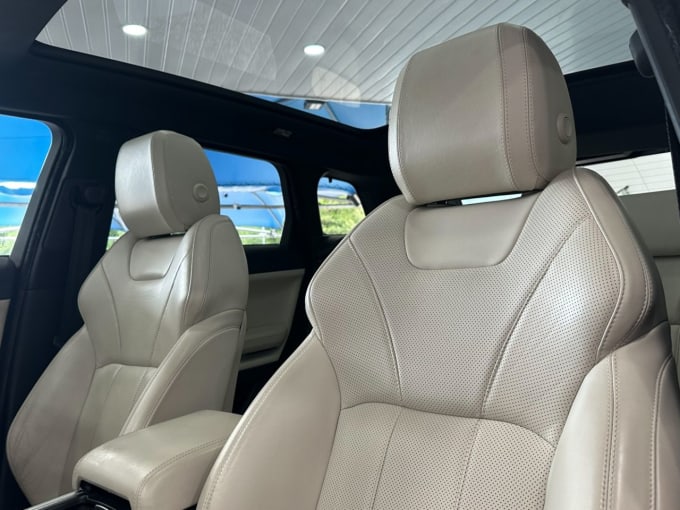 2025 Land Rover Range Rover Evoque