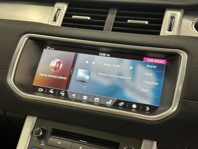 2025 Land Rover Range Rover Evoque