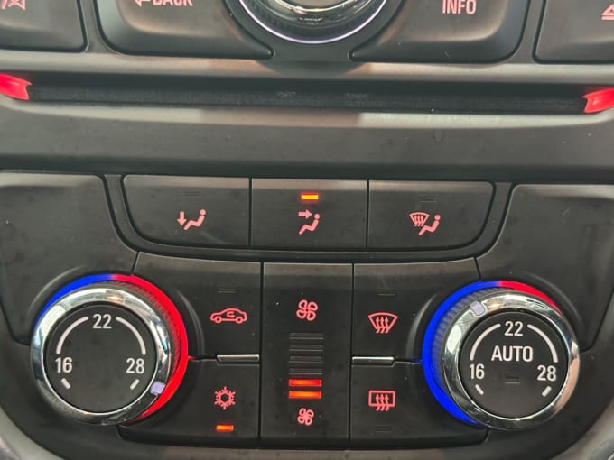 2025 Vauxhall Mokka