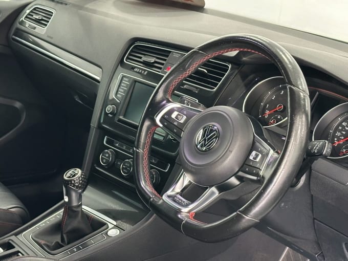2025 Volkswagen Golf