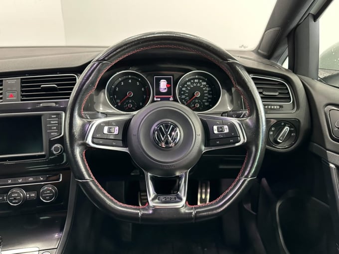 2025 Volkswagen Golf