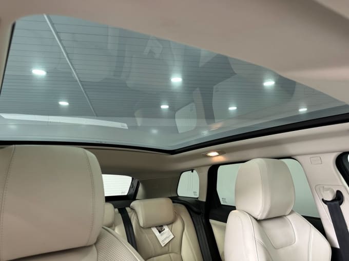 2025 Land Rover Range Rover Evoque
