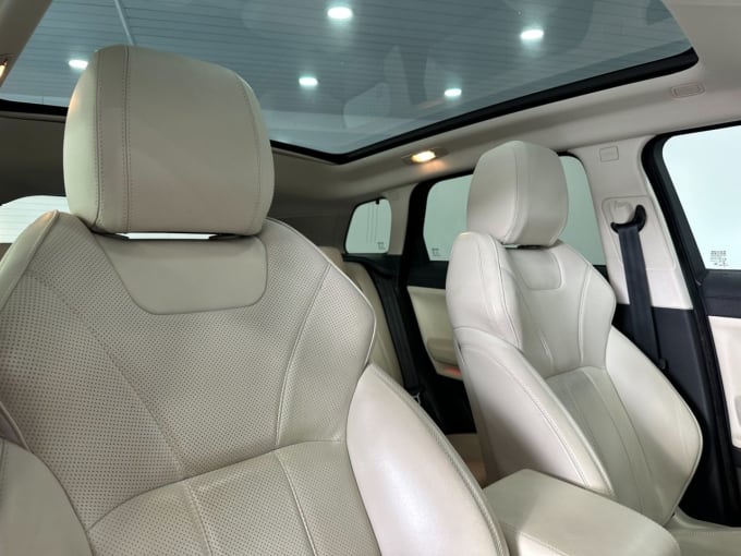 2025 Land Rover Range Rover Evoque