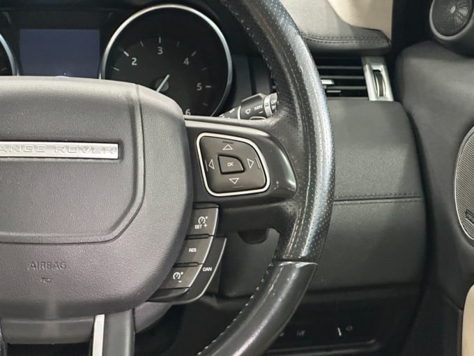 2025 Land Rover Range Rover Evoque