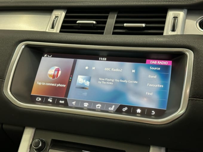 2025 Land Rover Range Rover Evoque