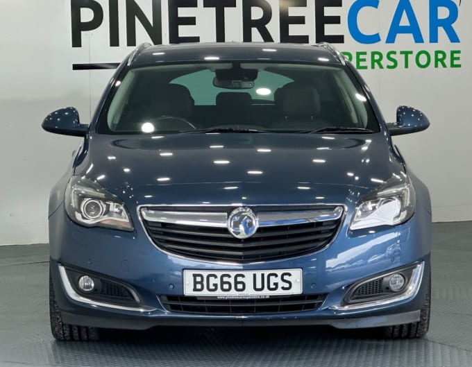 2025 Vauxhall Insignia