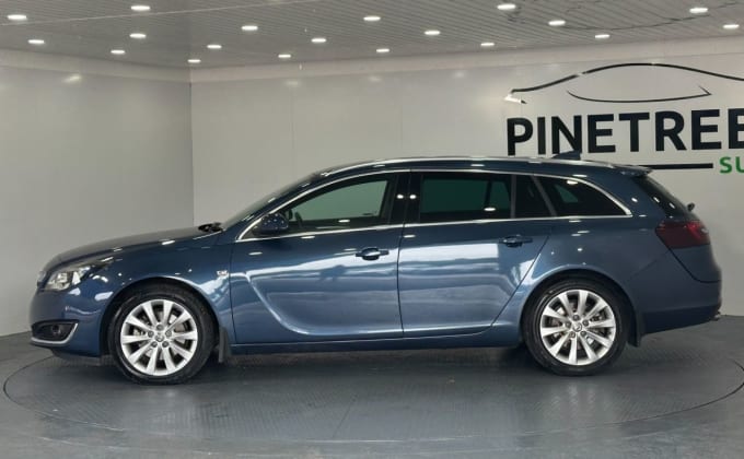 2025 Vauxhall Insignia