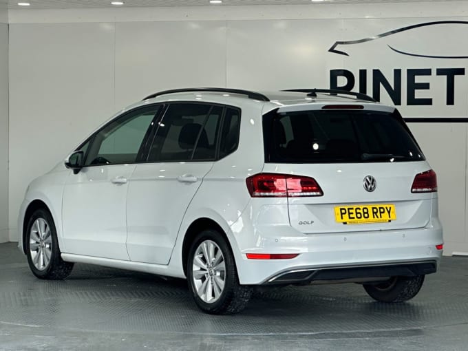 2018 Volkswagen Golf Sv