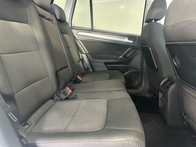 2018 Volkswagen Golf Sv