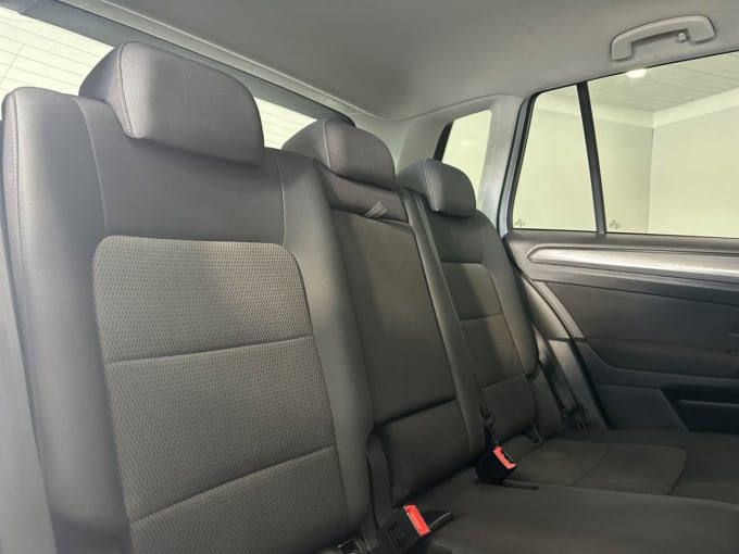 2018 Volkswagen Golf Sv