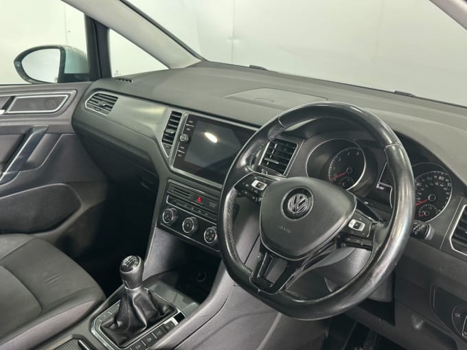 2018 Volkswagen Golf Sv