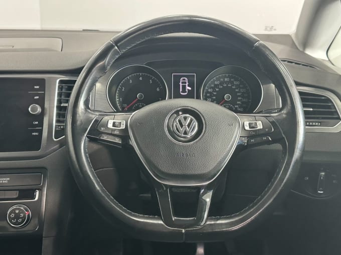 2018 Volkswagen Golf Sv