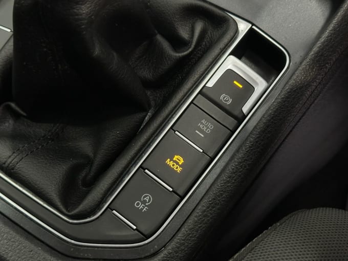 2018 Volkswagen Golf Sv