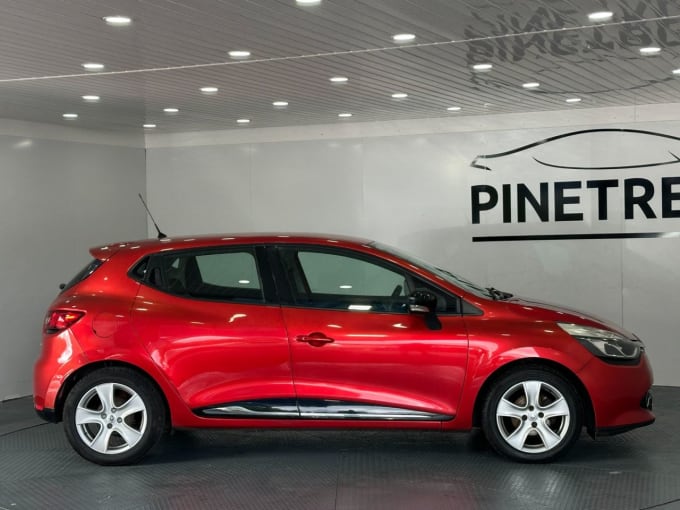 2025 Renault Clio
